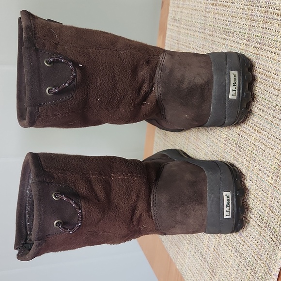 L.L. Bean. 8.5 medium. Brown. Ladies boots. - Picture 4 of 7
